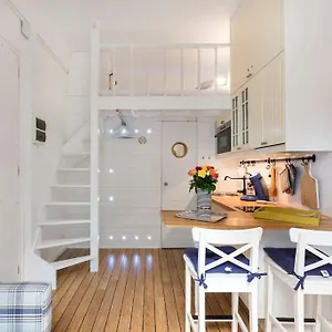 Apartment ☆captain On Board☆, Nice