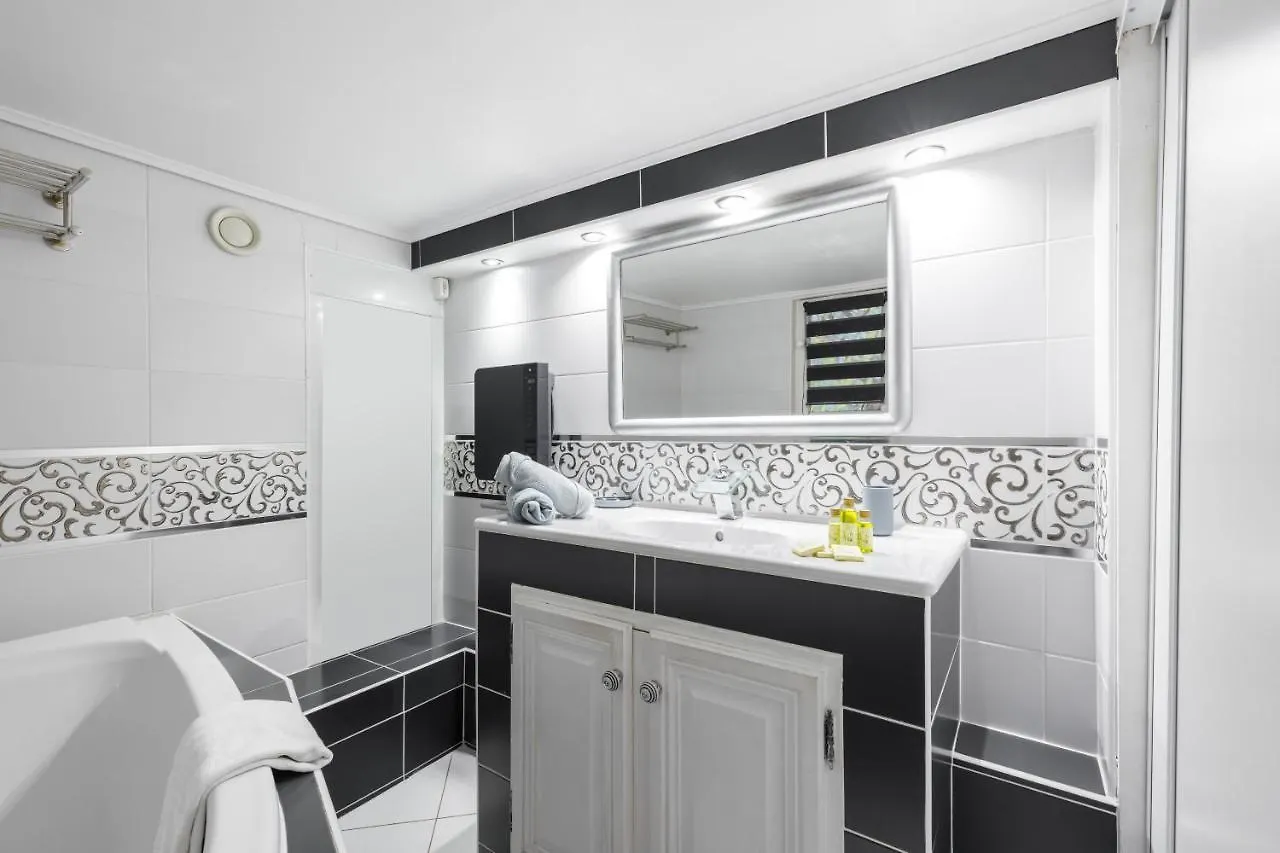 Apartment Pont Vieux - Duplex Old Town Near Place Rossetti Nice
