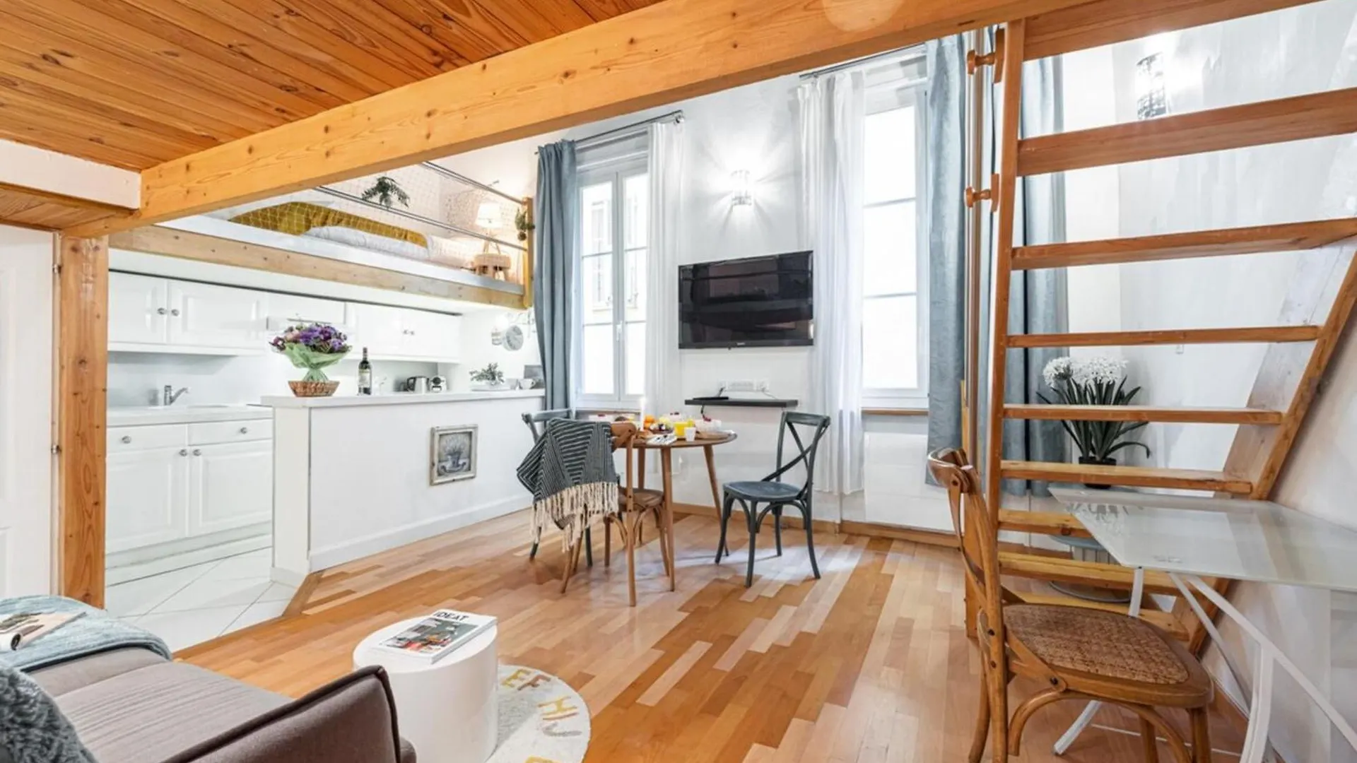 Apartment Pont Vieux - Duplex Old Town Near Place Rossetti Nice